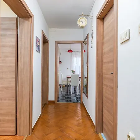 Apartment Rahela Pula Exterior photo