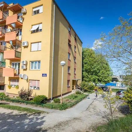 Apartment Rahela Pula Exterior photo